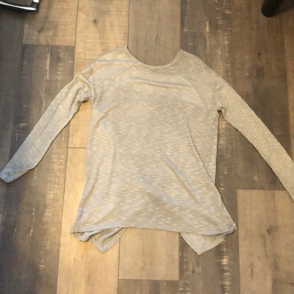 Dkny Gray Long Sleeve with Cross Back!
